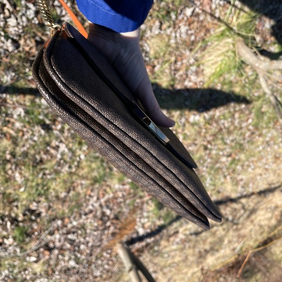 Michael Kors Monogram Crossbody Chain - Picture 9 of 14